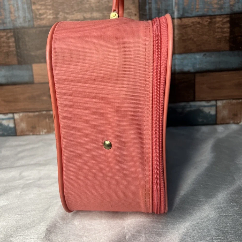 Vintage GOING TO GRANDMA'S Pink 1980s Childs Vinyl Suitcase Travel Carry On